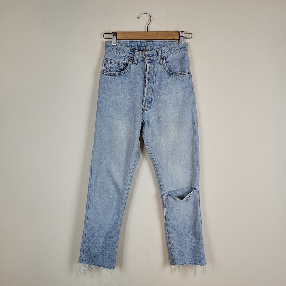 VTG RE/DONE Levis Jeans 24 Blue Light Wash High Rise Distressed Crop Button Fly